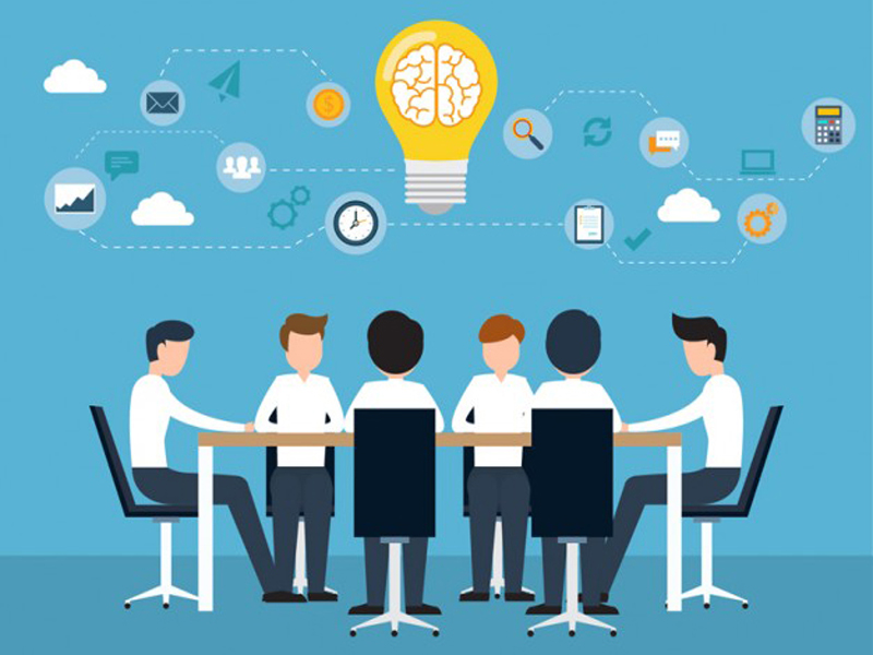 آموزش مستمر کارکنان و بازخورد دوره‌ای | ضرورت، مزایا و روش‌های عملی برای سازمان‌ها